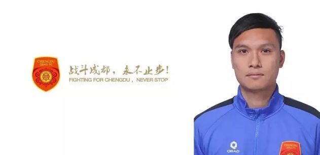 新合同期限到2026年，奥斯梅恩的工资将大幅提升，合同中包含解约金条款，球员预计明年1月将留在那不勒斯。